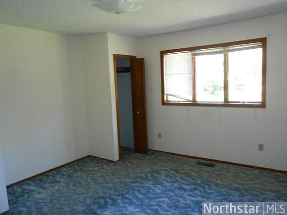 4th image of 5202 Elk St