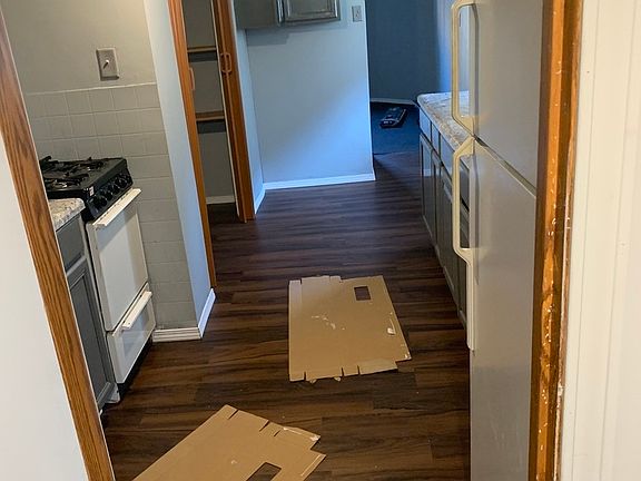 4th image of 8552 S Bennett Ave