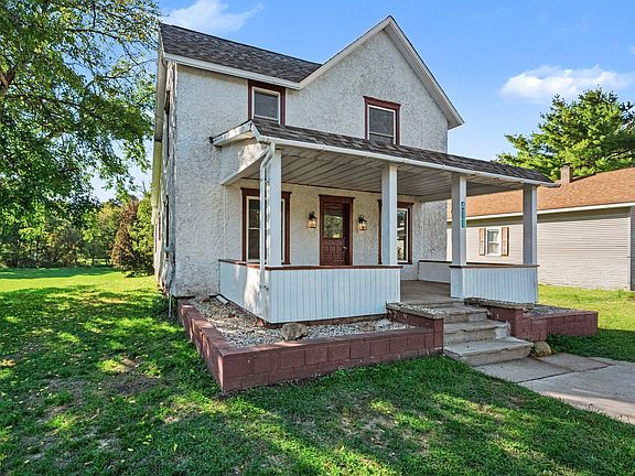 2nd image of 411 Augusta Dr