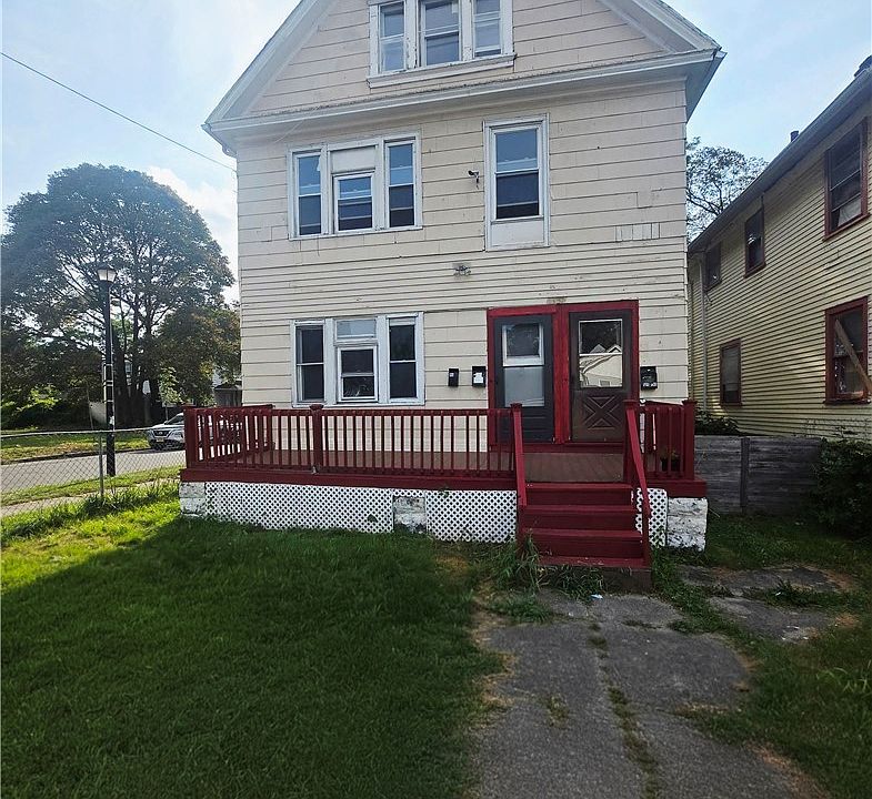 1st image of 1357 N Clinton Ave