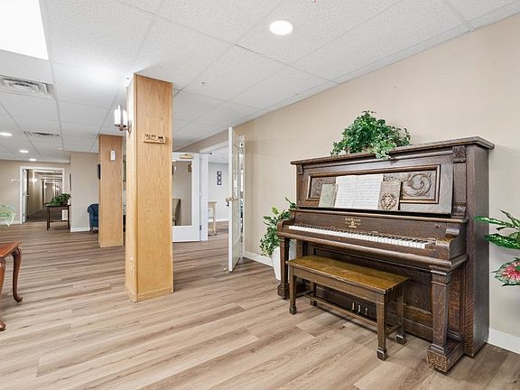5th image of 999 E 1st Ave #331