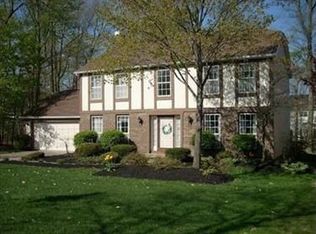 17736 Fairfax Ln, Strongsville, OH