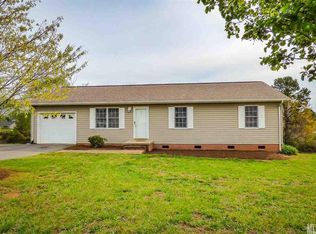 225 Dogwood Acres Ln, Taylorsville, NC 28681