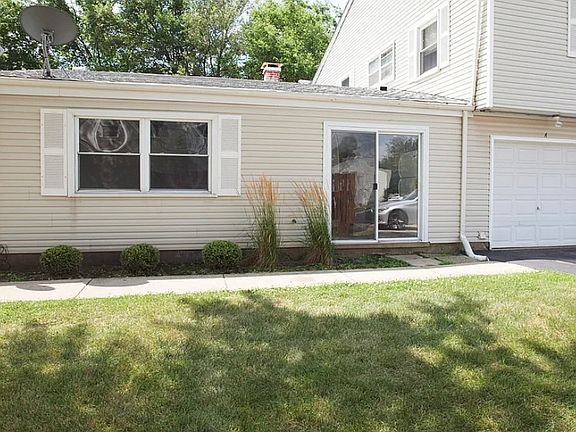 4th image of 197 Mary Ct Unit A