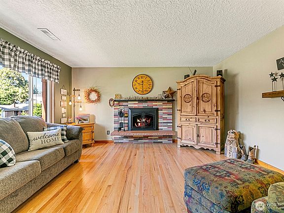 5th image of 5408 NE 49th Street