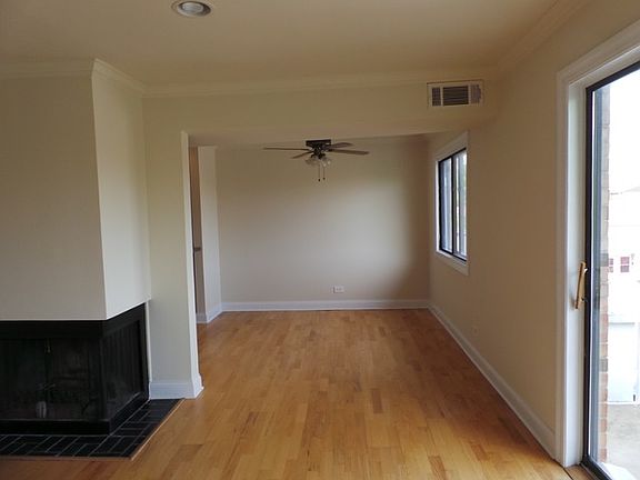 4th image of 2000 Bayside Dr Unit 311