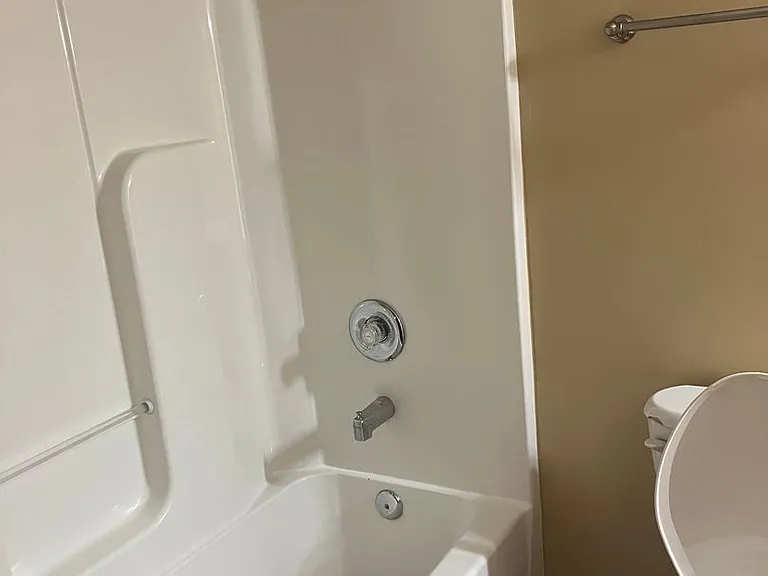 1046 Laurel Tree Ct #B — Photo 18