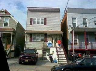 134 Hutton St, Jersey City, NJ 07307
