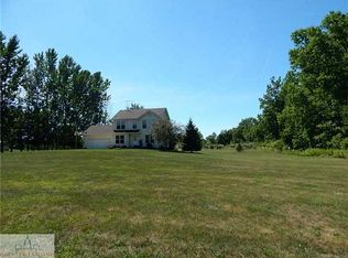 4424 County Farm Rd, Saint Johns, MI 48879