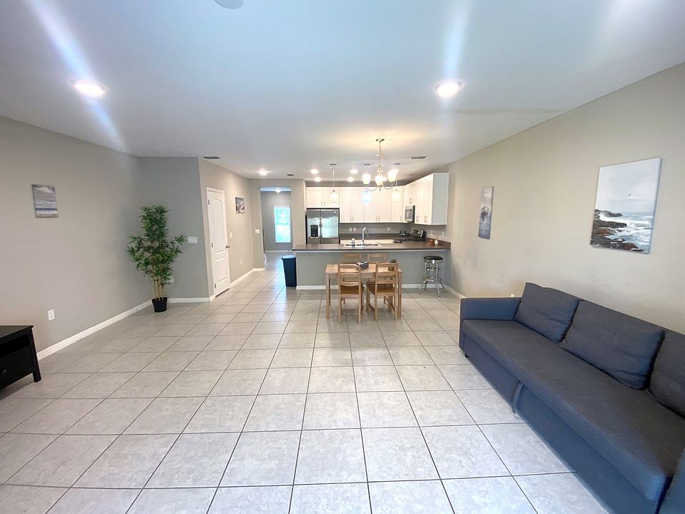 1st image of 4736 Coral Castle Dr #4736