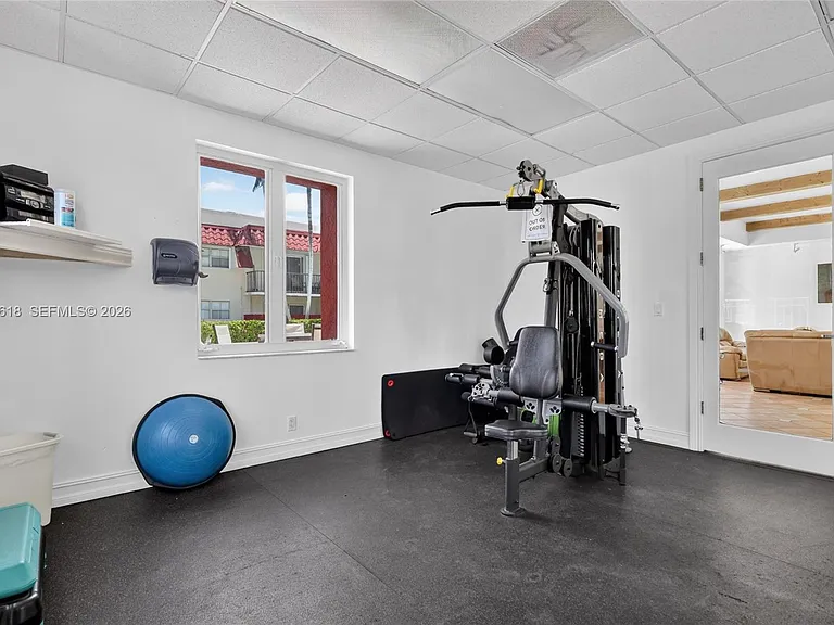 6709 N Kendall Dr #220 — Photo 25