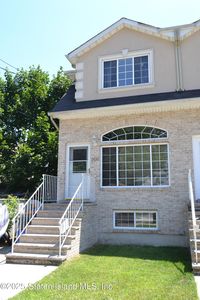 360 Grimsby St, Staten Island, NY, 10306