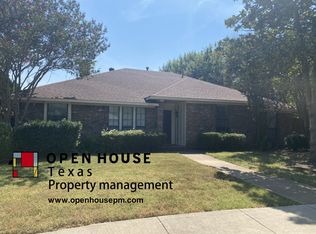 2204 Seminole Ct, Plano, TX 75074