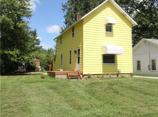 5829 Heather Hedge Dr, Chippewa Lake, OH 44215