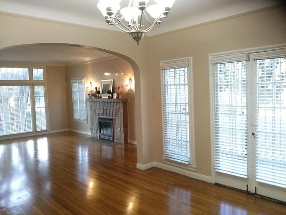 3rd image of 5222 W Olympic Blvd