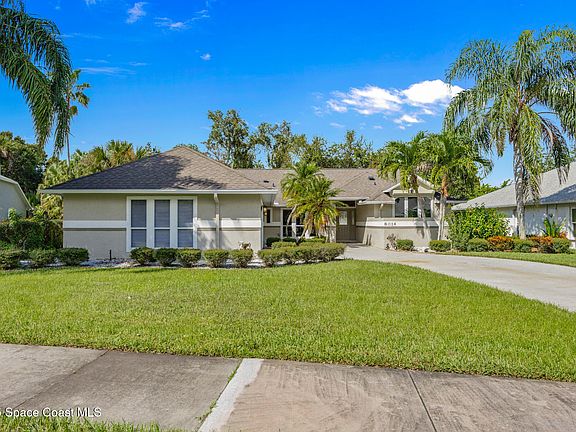 3rd image of 8014 Glastonbury Pl