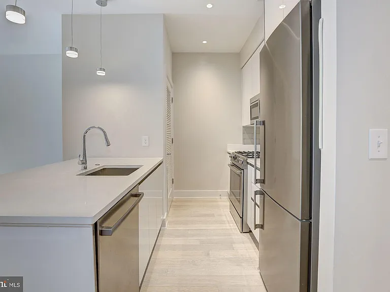 1745 N St NW #302 — Photo 7