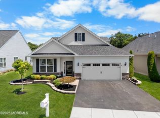 39 Mason Dr, Jackson, NJ 08527
