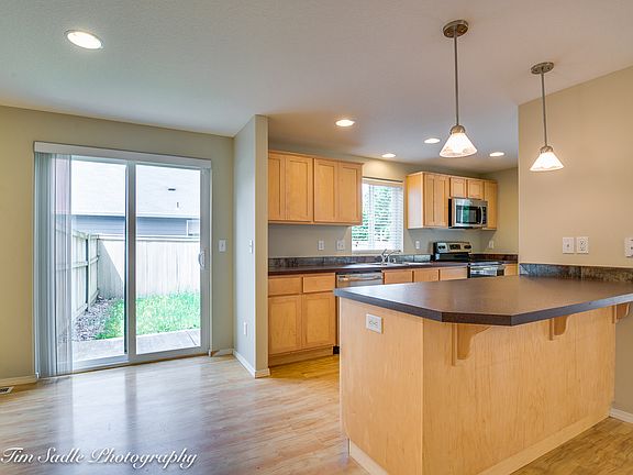 4th image of 13410 NE 51st St