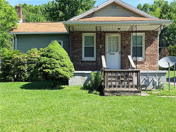 2nd image of 2179 Woodbine Dr