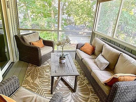 3rd image of 5138 Wildwood Dr