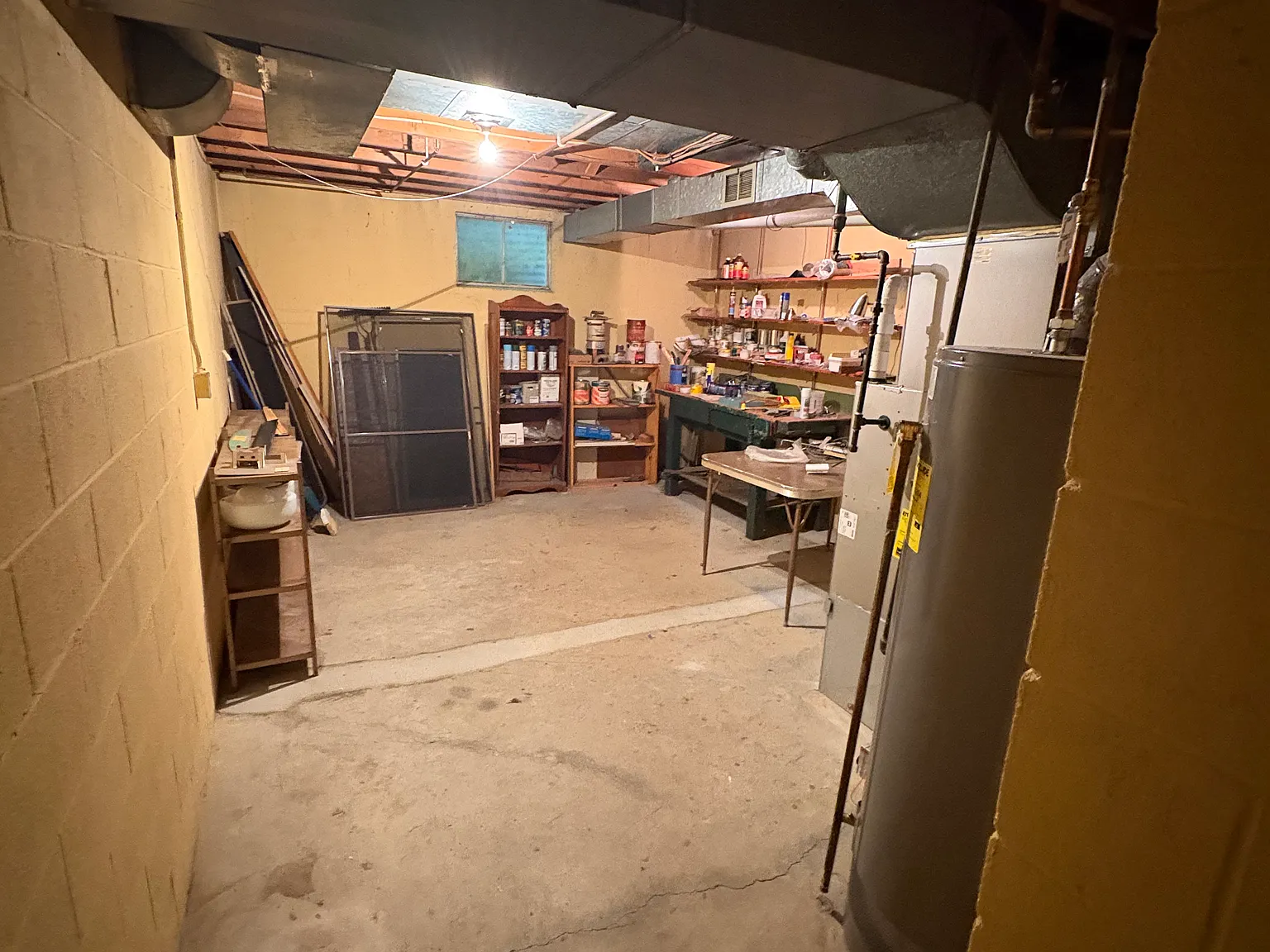 4 bed, 2750 sqft, $2,975 — Photo 4