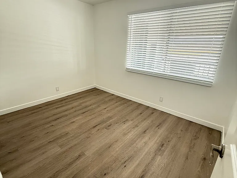 833 N Normandie Ave #8AA — Photo 4