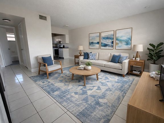 3rd image of 1825 Johnson St #2