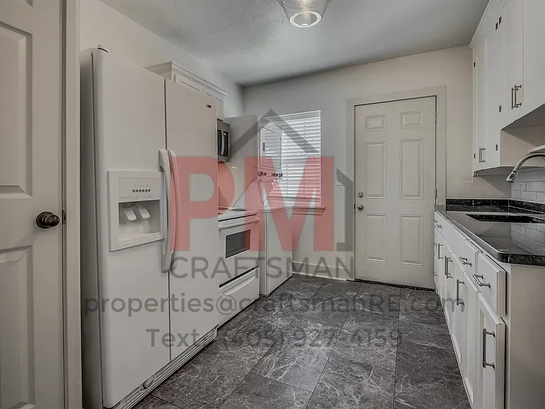 3147 NW 15th St #1 — Photo 17