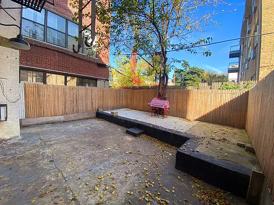 Rented by Brooklyn Property Group LLC | media 25