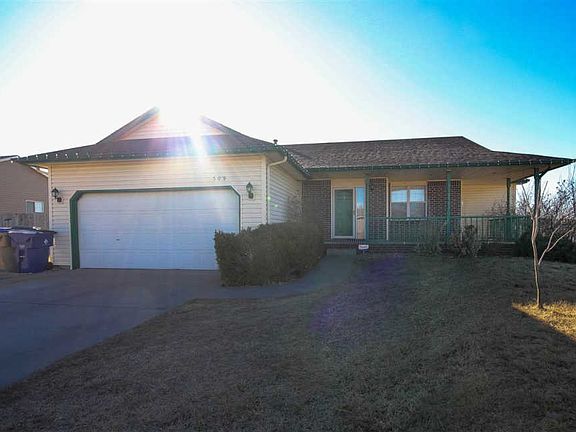 5th image of 509 E Parkwood Dr