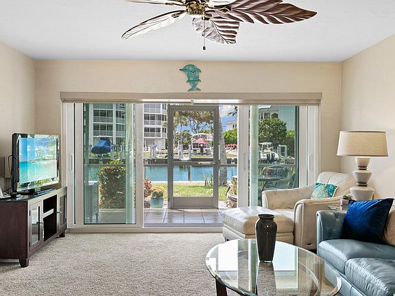4th image of 860 Panama Ct Unit 103