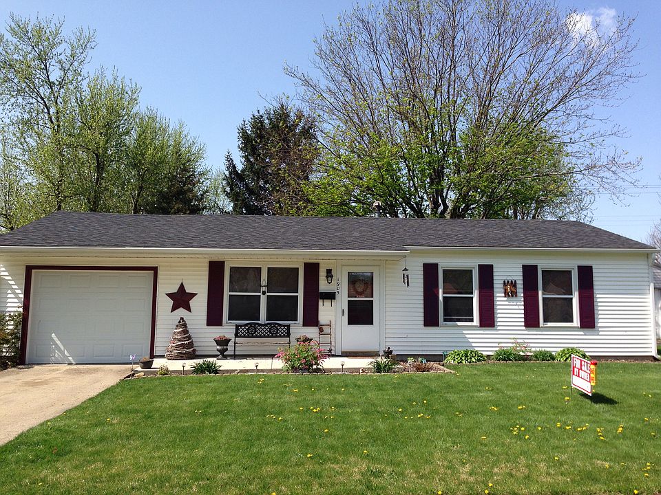 1st image of 1905 Drake Dr