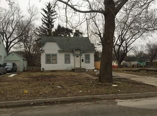 1826 Mackin Rd, Flint, MI 48504