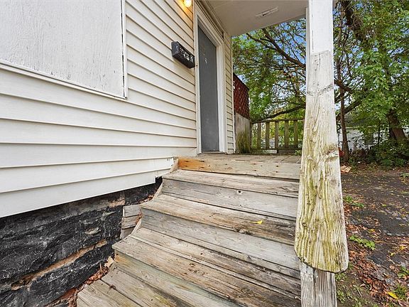5th image of 410 Seward St