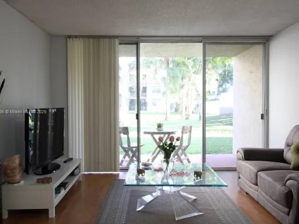 8316 NW 24th St #8316, Pompano Beach, FL 33065