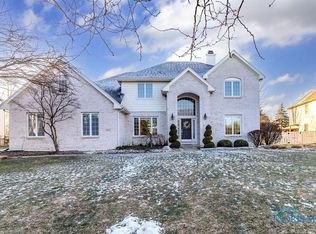 8727 Kellie Ln, Sylvania, OH 43560