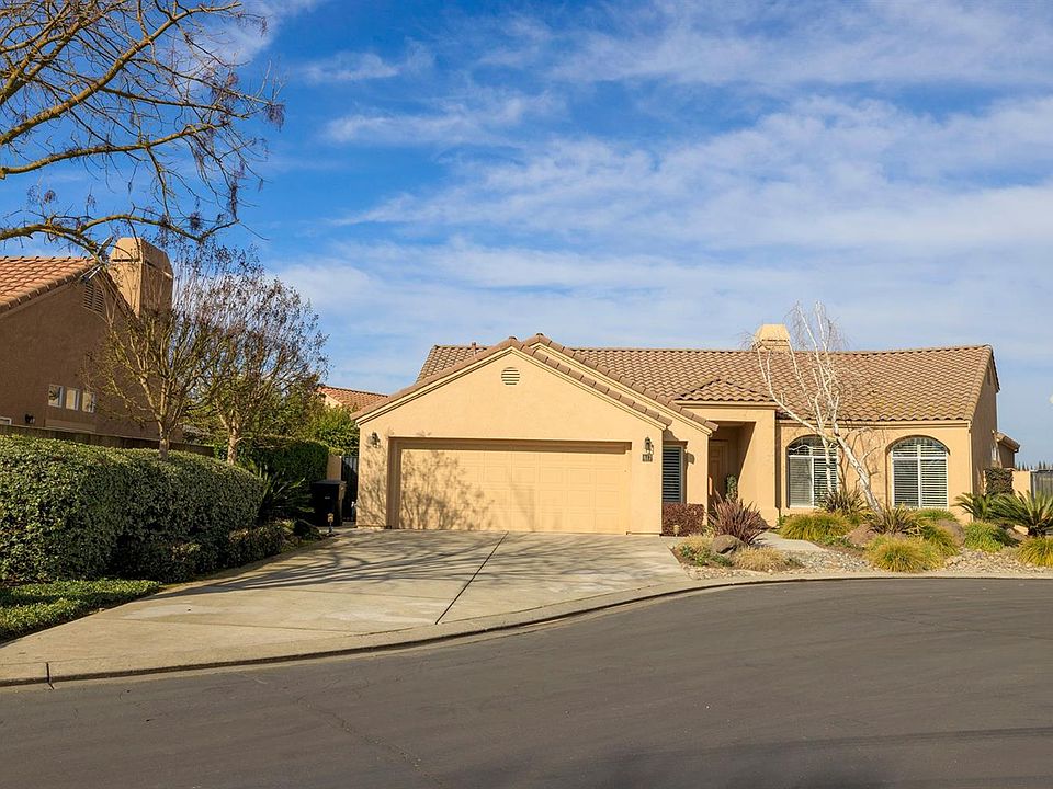 1st image of 417 Terrasol Ln
