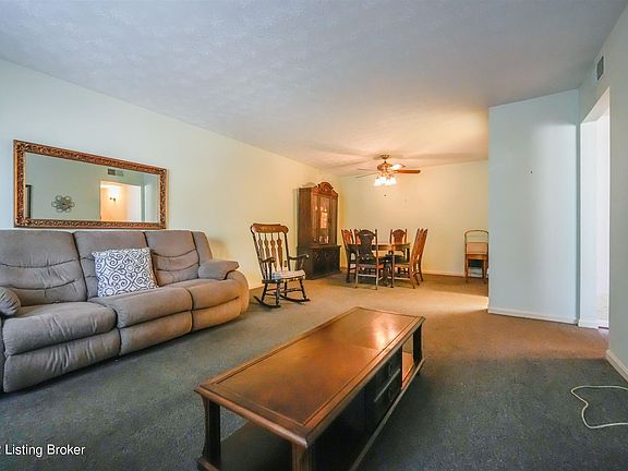 2nd image of 226 El Conquistador Pl
