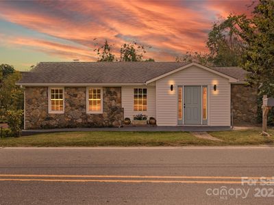 424 Deaverview Rd, Asheville, NC, 28806