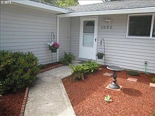 2nd image of 1682 NE Kennedy Ln