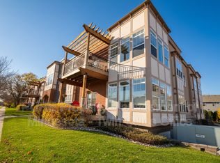 4132 Vernon Ave S #A202, Saint Louis Park, MN 55416