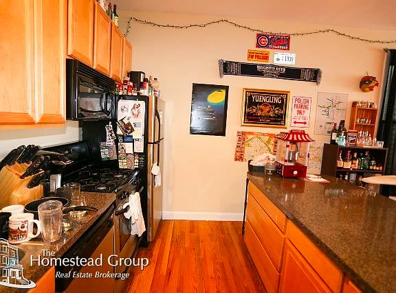 2nd image of 2945 N Ashland Ave #2