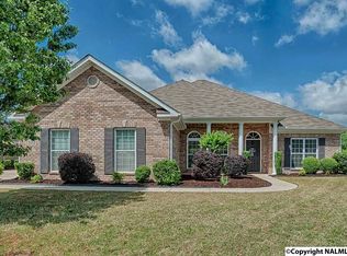 102 Mallard Cove Dr, Madison, AL 35756