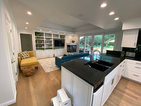 2nd image of 2312 Olympic Ave