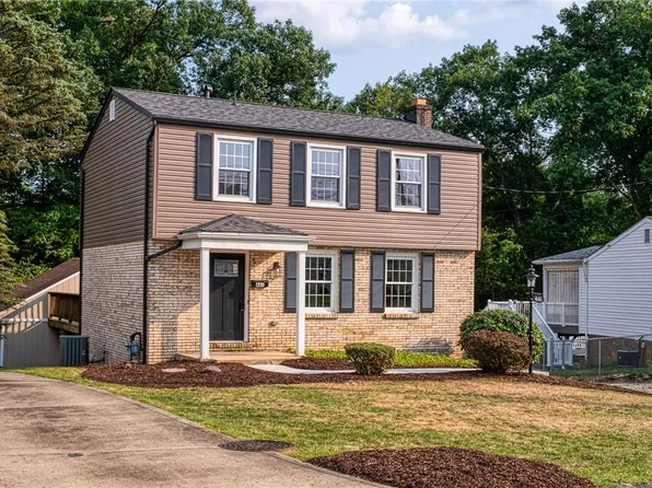 661 Surfside Dr, Pittsburgh, PA 15239