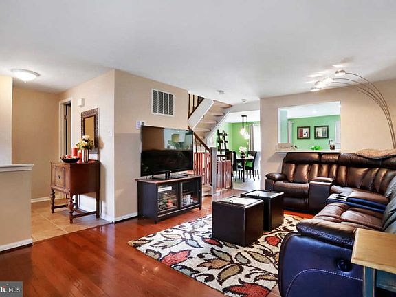 5th image of 509 Philmont Dr