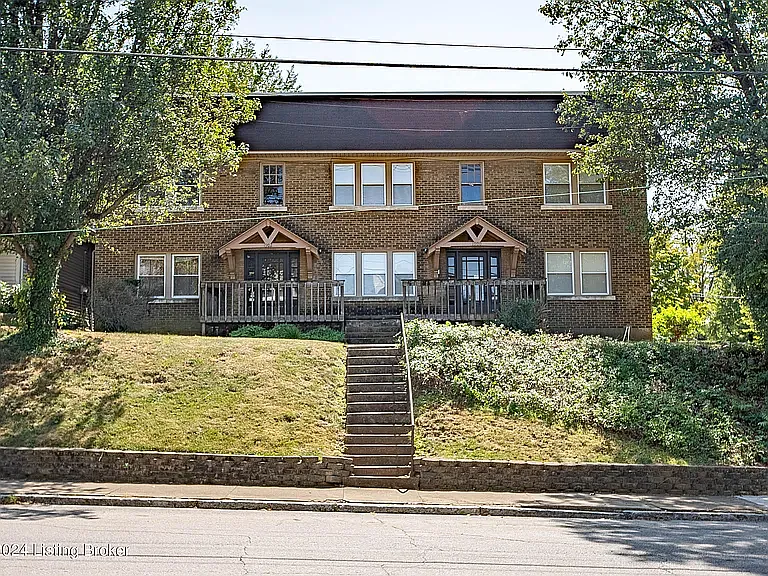 1902 Payne St #2 — Photo 1