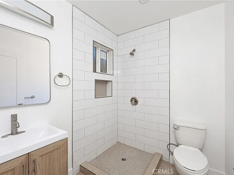 10520 Myrtle St #A — Photo 8