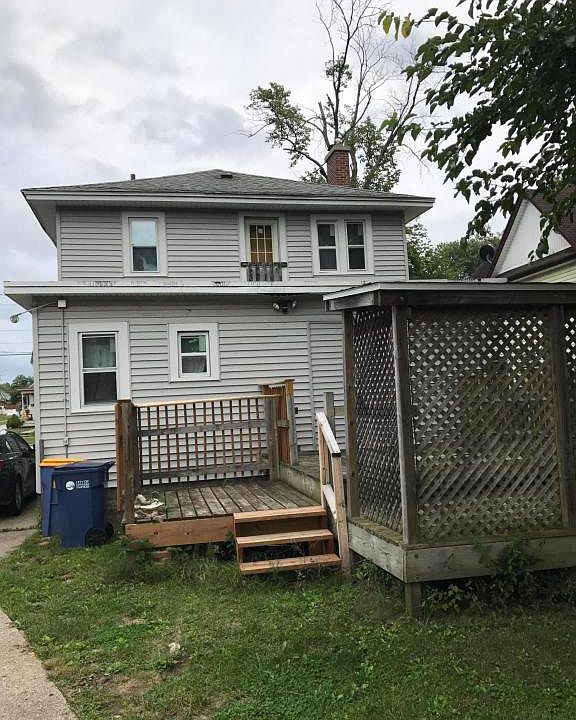 2nd image of 2105 Palace Ave SW
